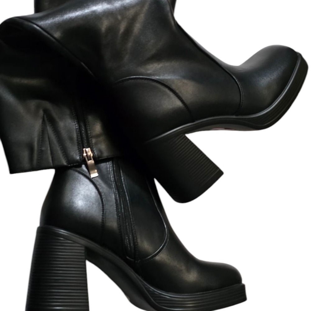 Women's Black Leather Ankle Boots - Picture 2 of 2